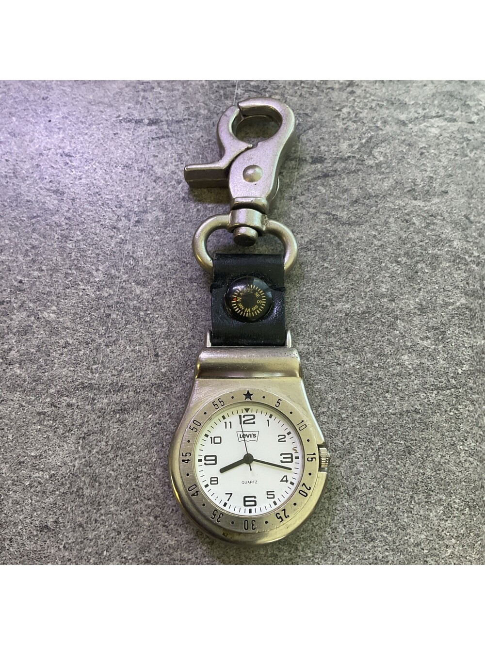 Levi's Carabiner Pocket Watch Men 37mm Silver Tone Case With White Dial B-K